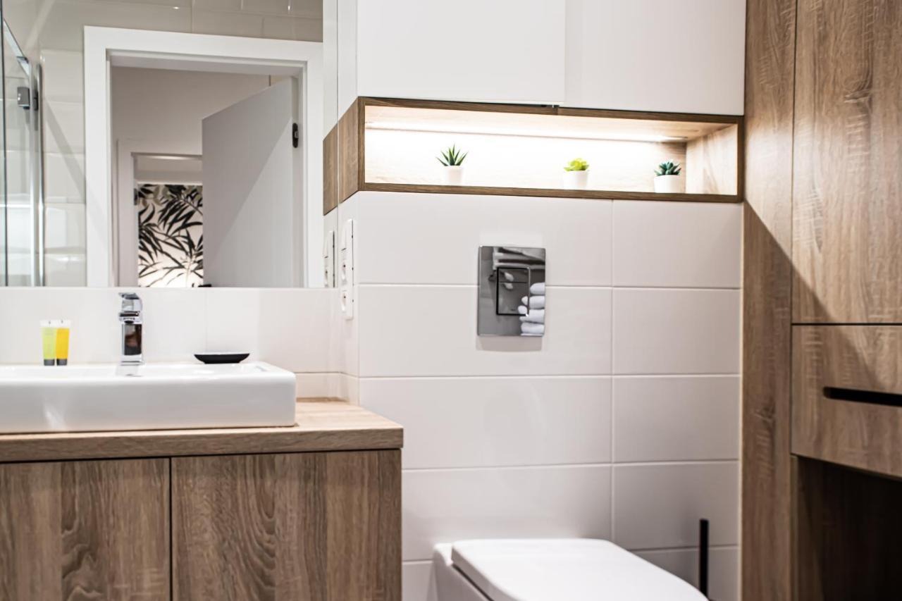 Arkadia Prime Apartment วอร์ซอ ภายนอก รูปภาพ